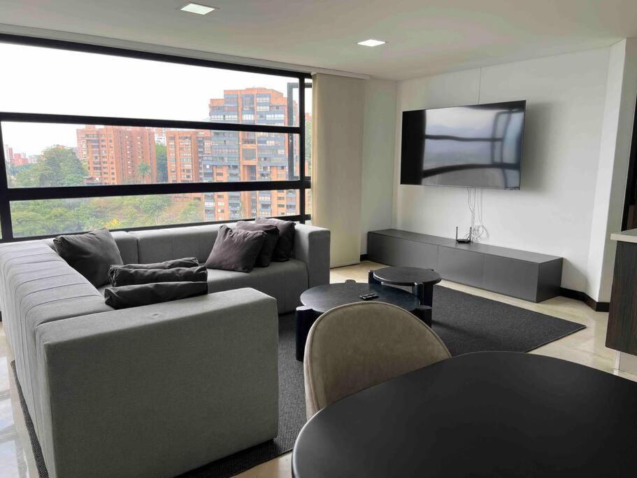 1002, Beautiful Apartment In Hearth Of El Poblado