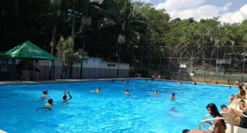 Acogedor Apartaestudio Tricentenario Medellín