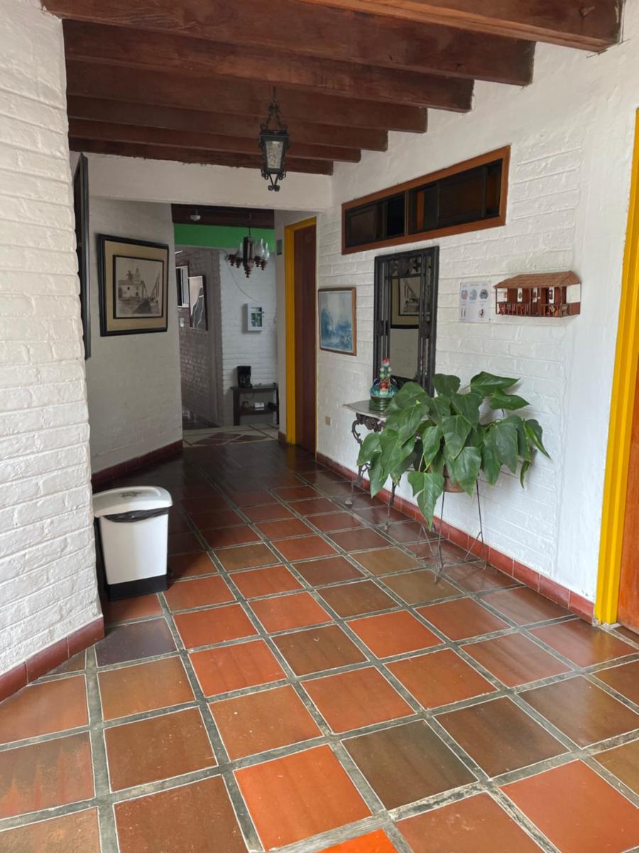 Hotel Alcarraza