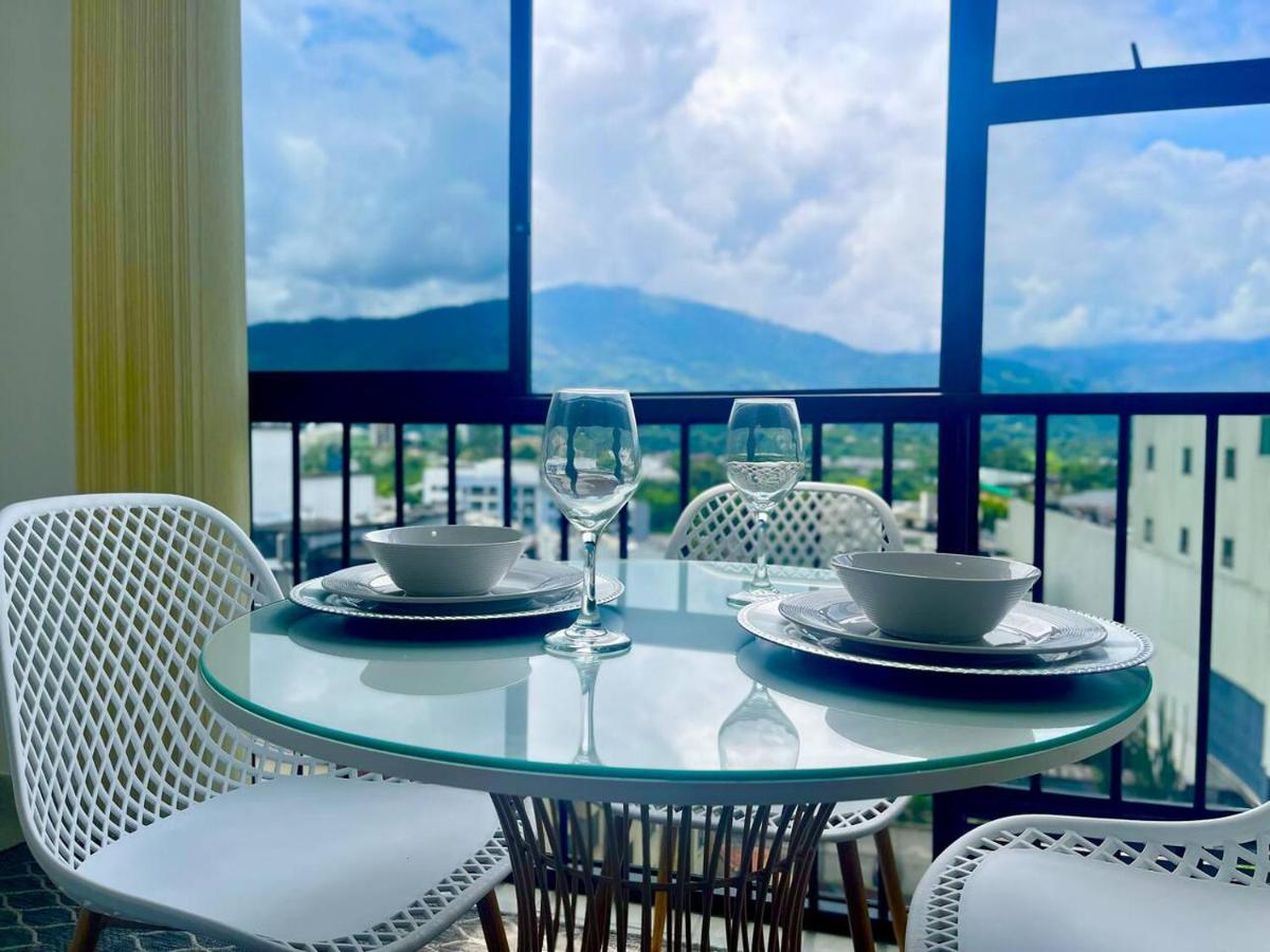 Grandiosa vista al lado del centro comercial Portal del Quindio 2