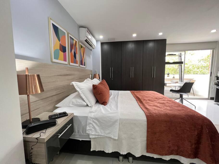 Aparta Loft La Frontera Poblado