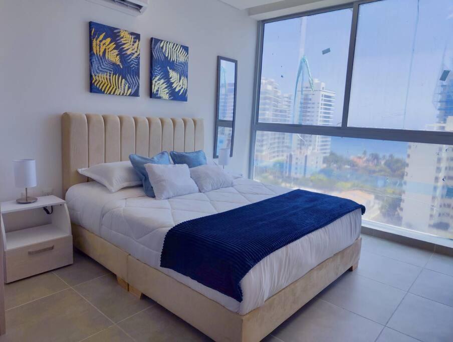 Aparta suite, hermosa vista piso 11