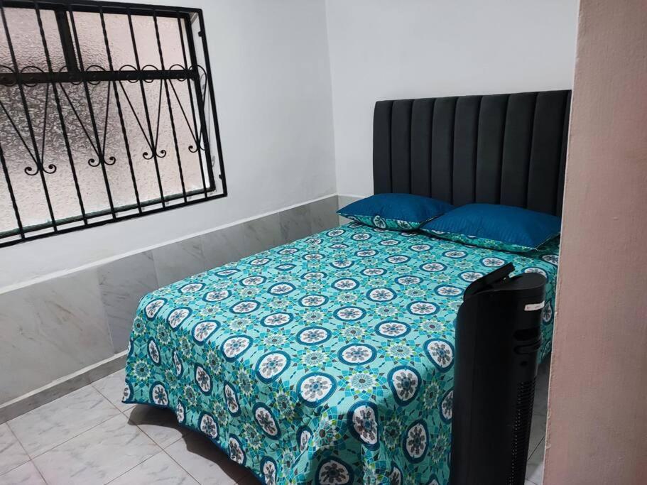 Aparta suite laureles Medellín EA 103
