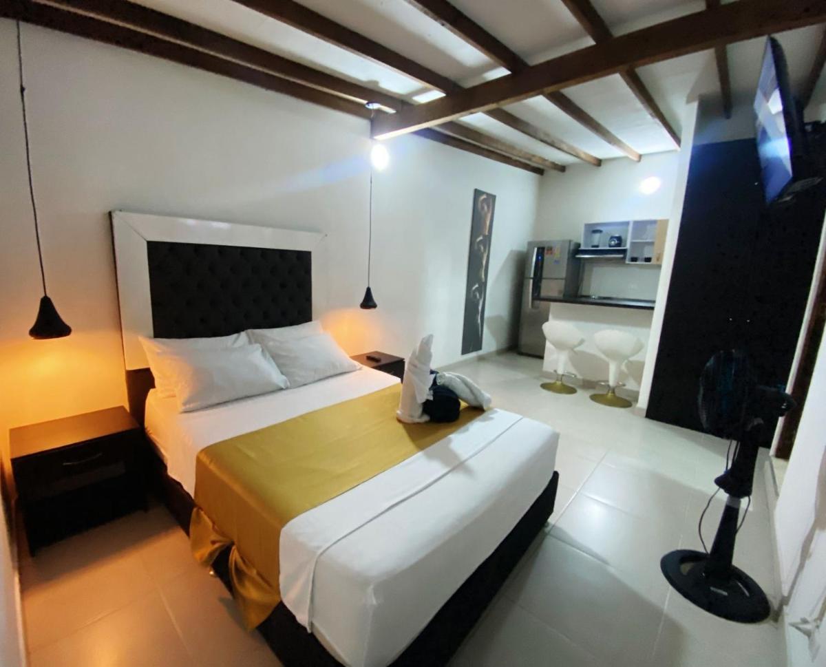Aparta Suites Rosales