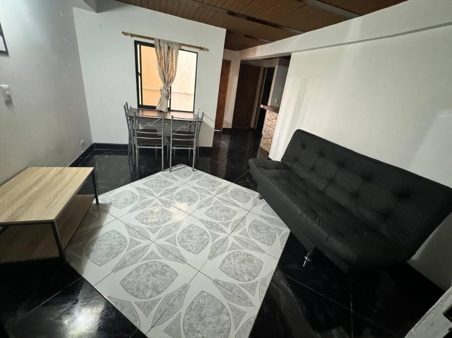 Aparta suites torre de prado 504