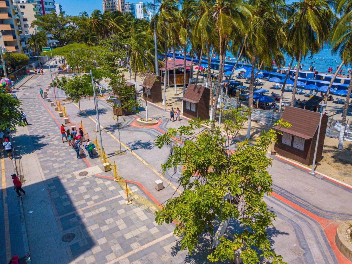 Apartamento en el Rodadero cerca al mar Wifi y parqueadero