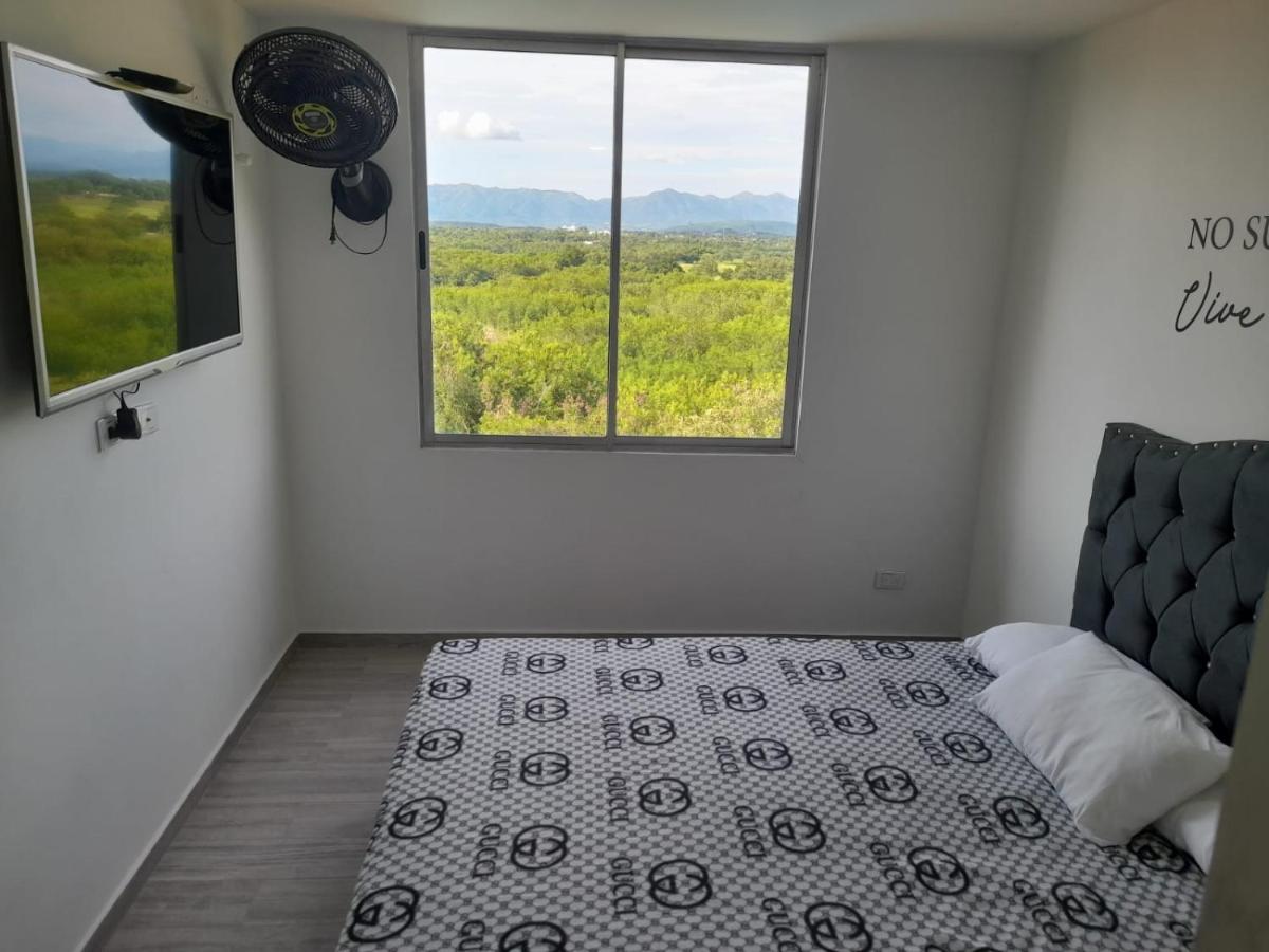 APARTAMENTO COMODO Y ELEGANTE EN RICAURTE CUNDINAMARCA a