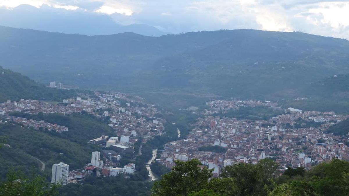 APARTAMENTO COMPLETO EN SAN GIL