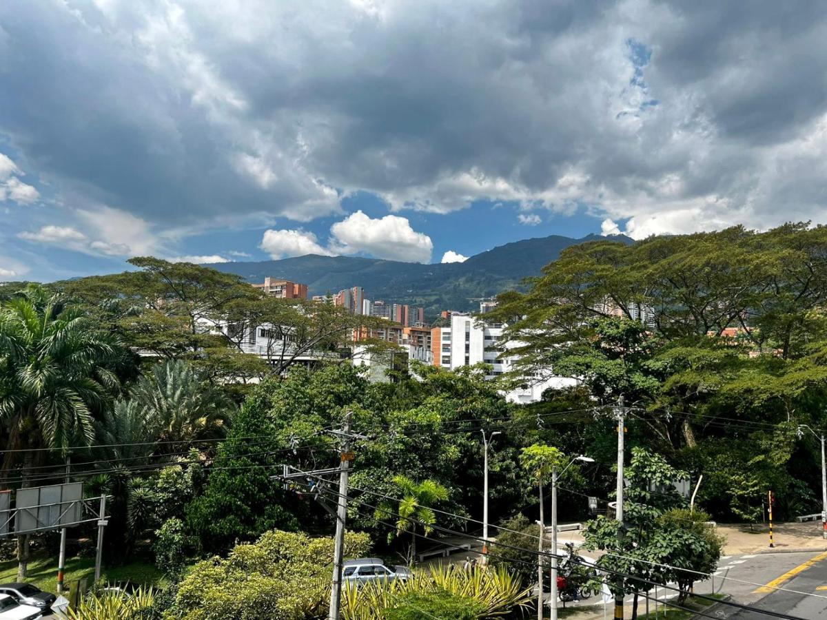 Apartamento con Excelente Ubicación en Envigado
