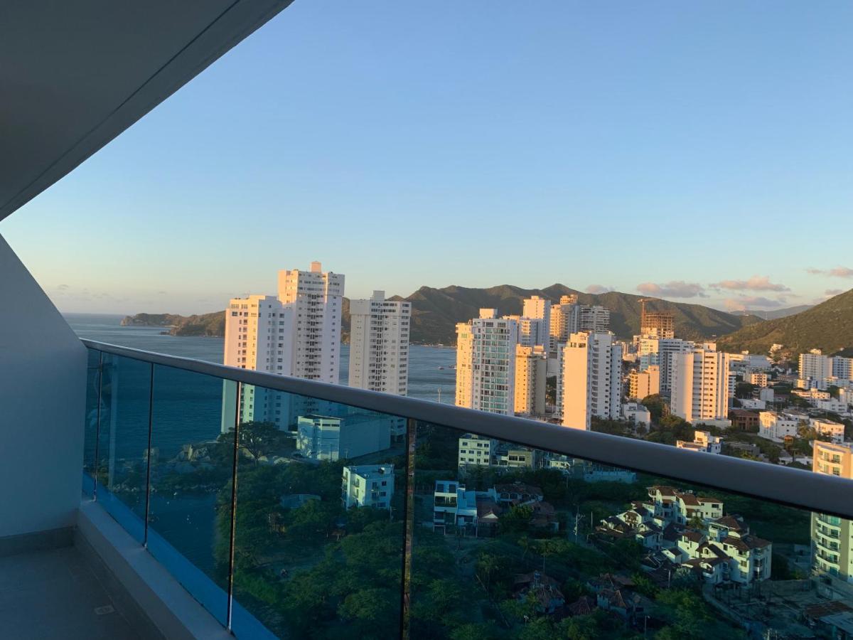 Apartamento con Hermosa Vista