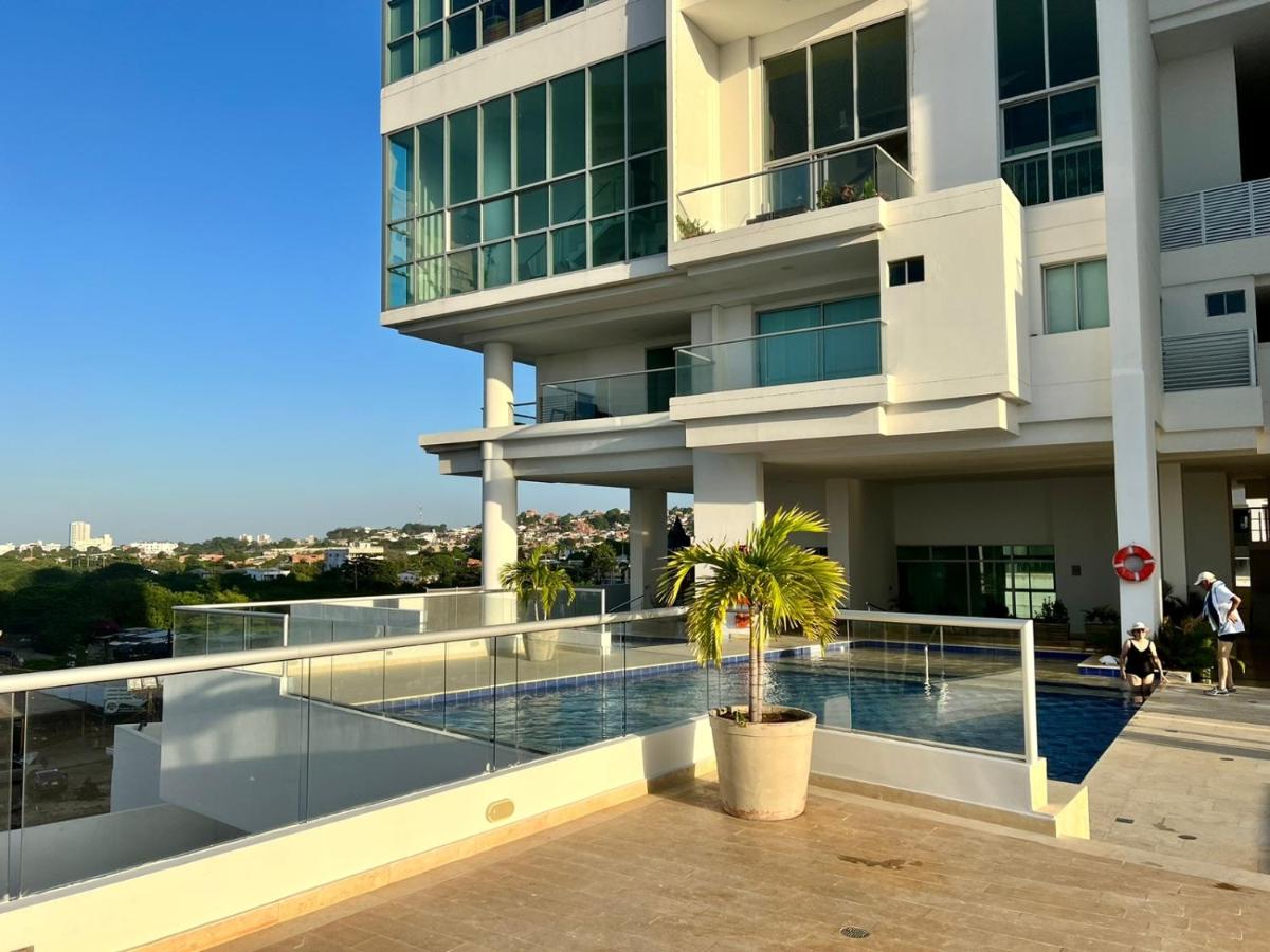 APARTAMENTO EDIFICIO MONTU