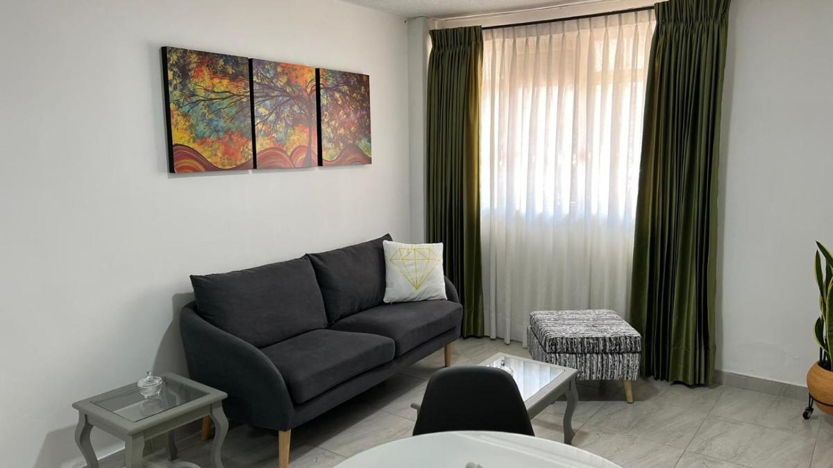 Apartamento moderno y central Excelente ubicacion