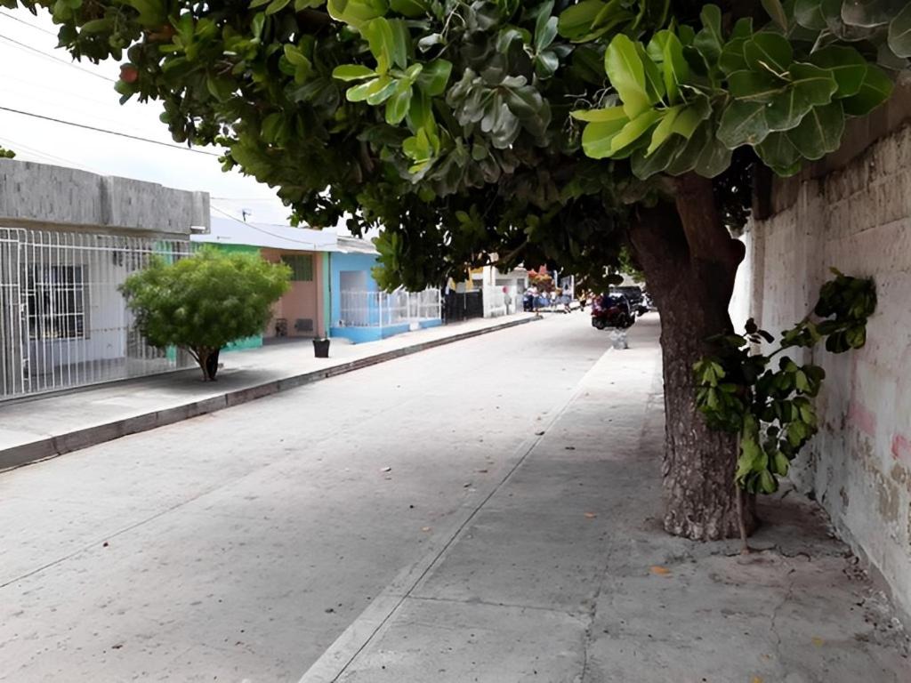 Deusades Apartamentos