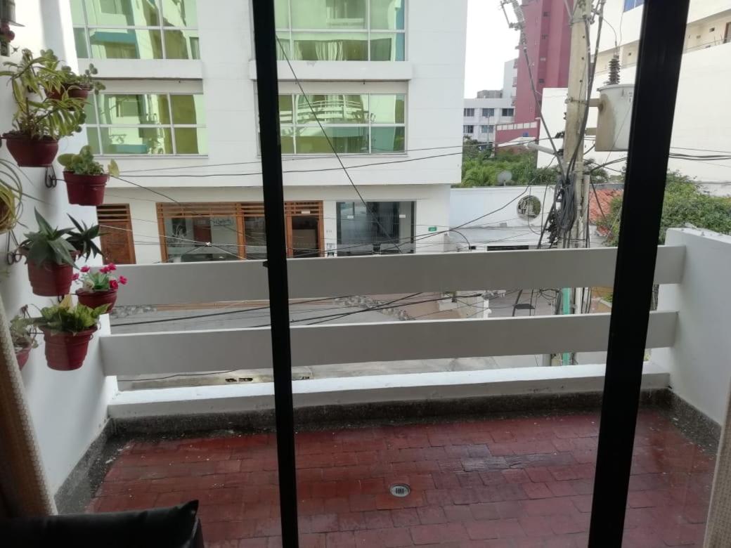 APARTAMENTOS RODADERO