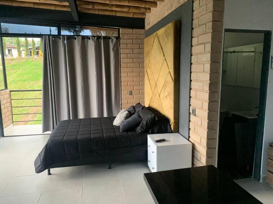Apto tipo loft guatape vista y acceso a la represa