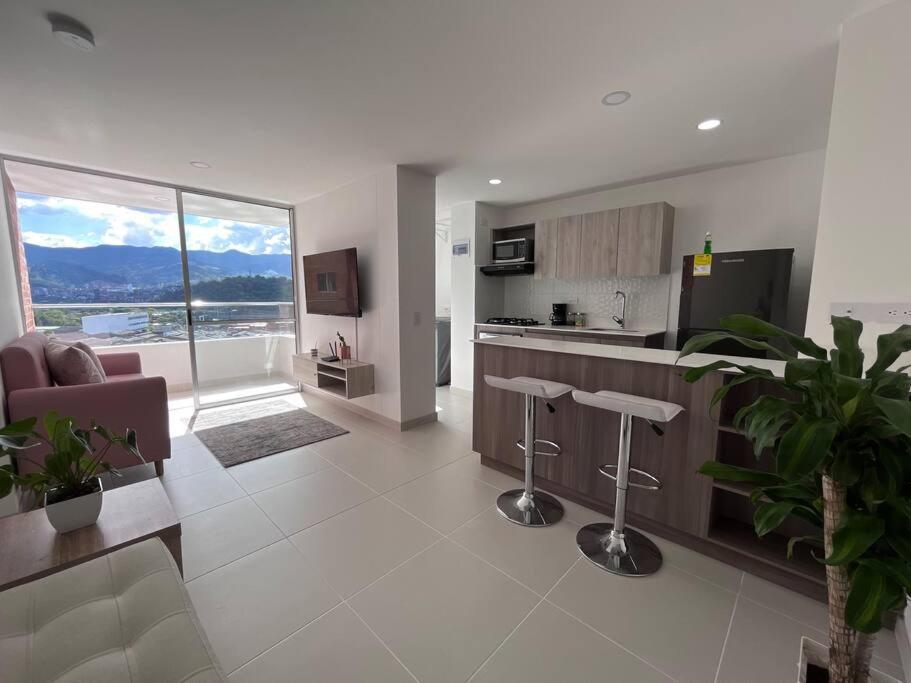 Beautiful Apartament Poblado-San Diego Medellin
