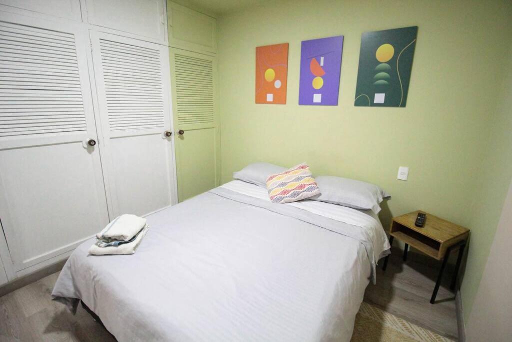 Aparta estudio cerca al Parque Lleras M202