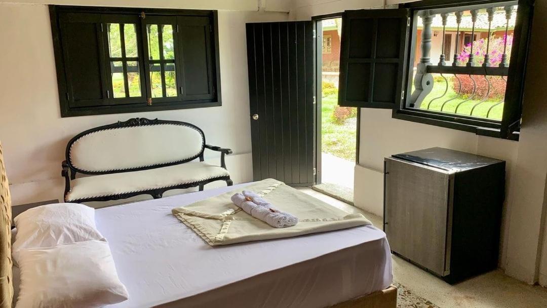 Hotel campestre Alto de las aves