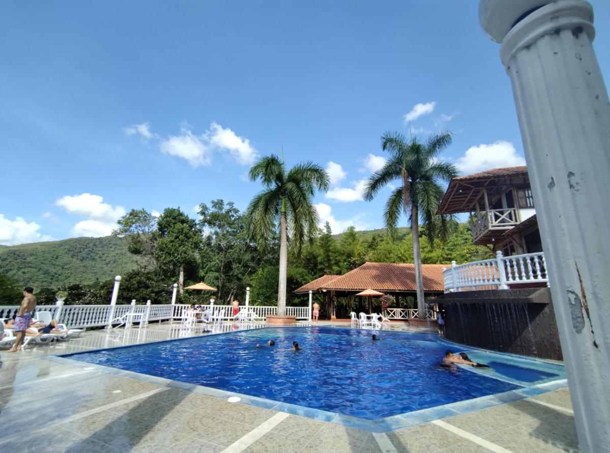 Hotel campestre los Arrieros
