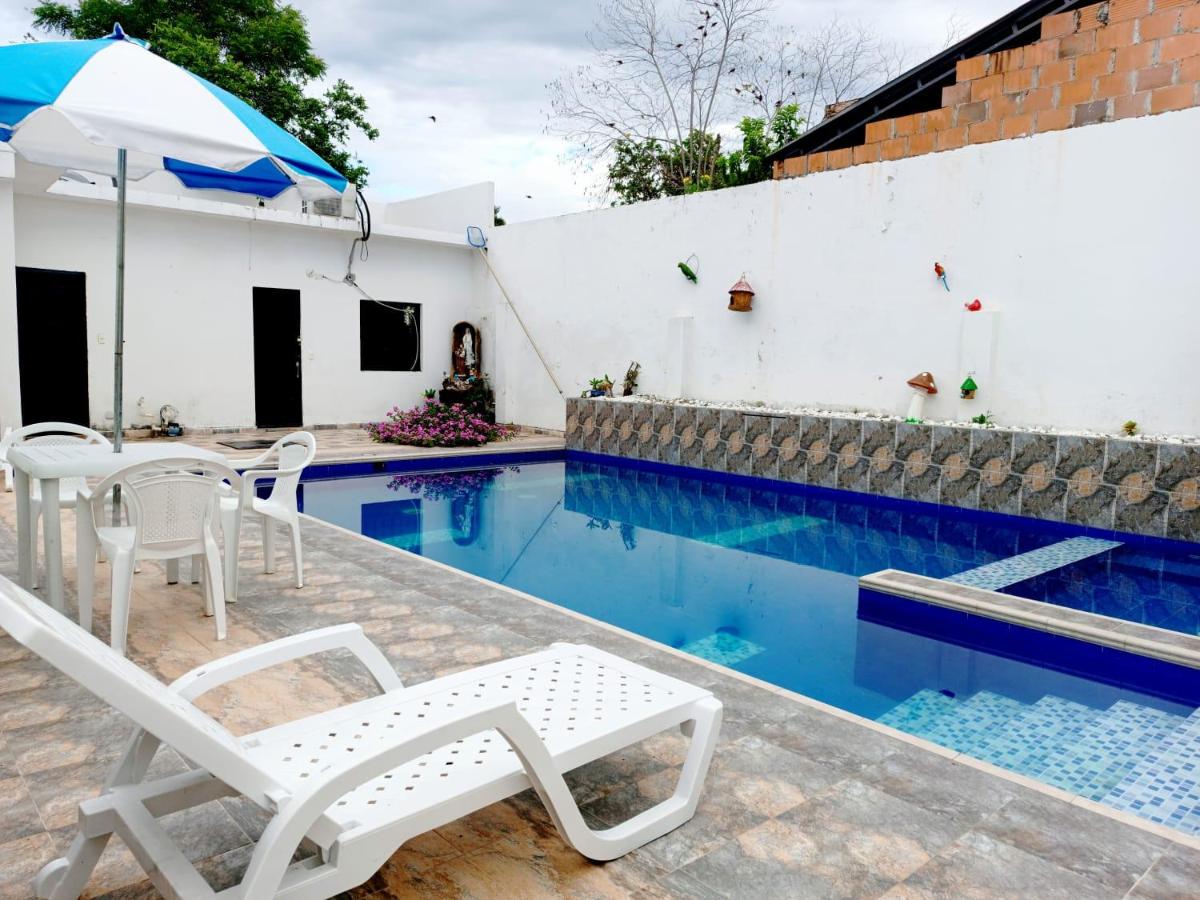 Carmelita Hospedaje y Piscina Tocaima