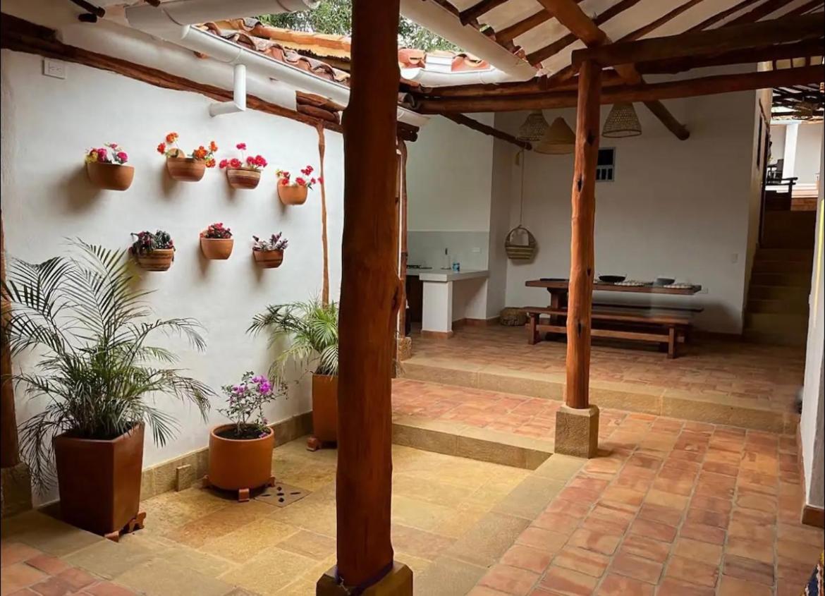 Casa a una cuadra de la Plaza Principal