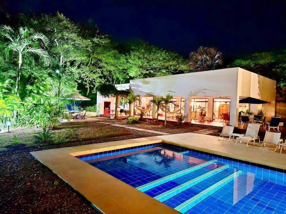 Casa Brisa Girardot - Hermosa Casa Rodeada de Naturaleza