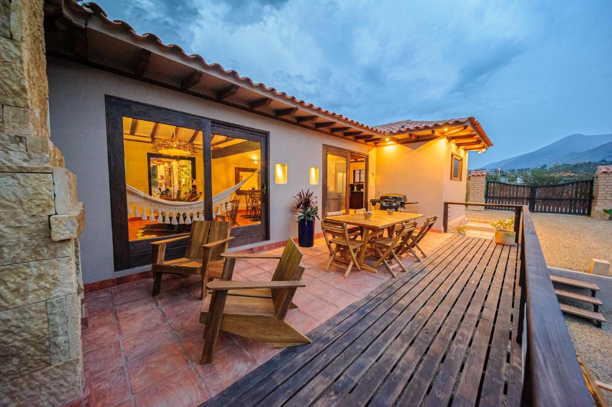 Casa Bugambilia