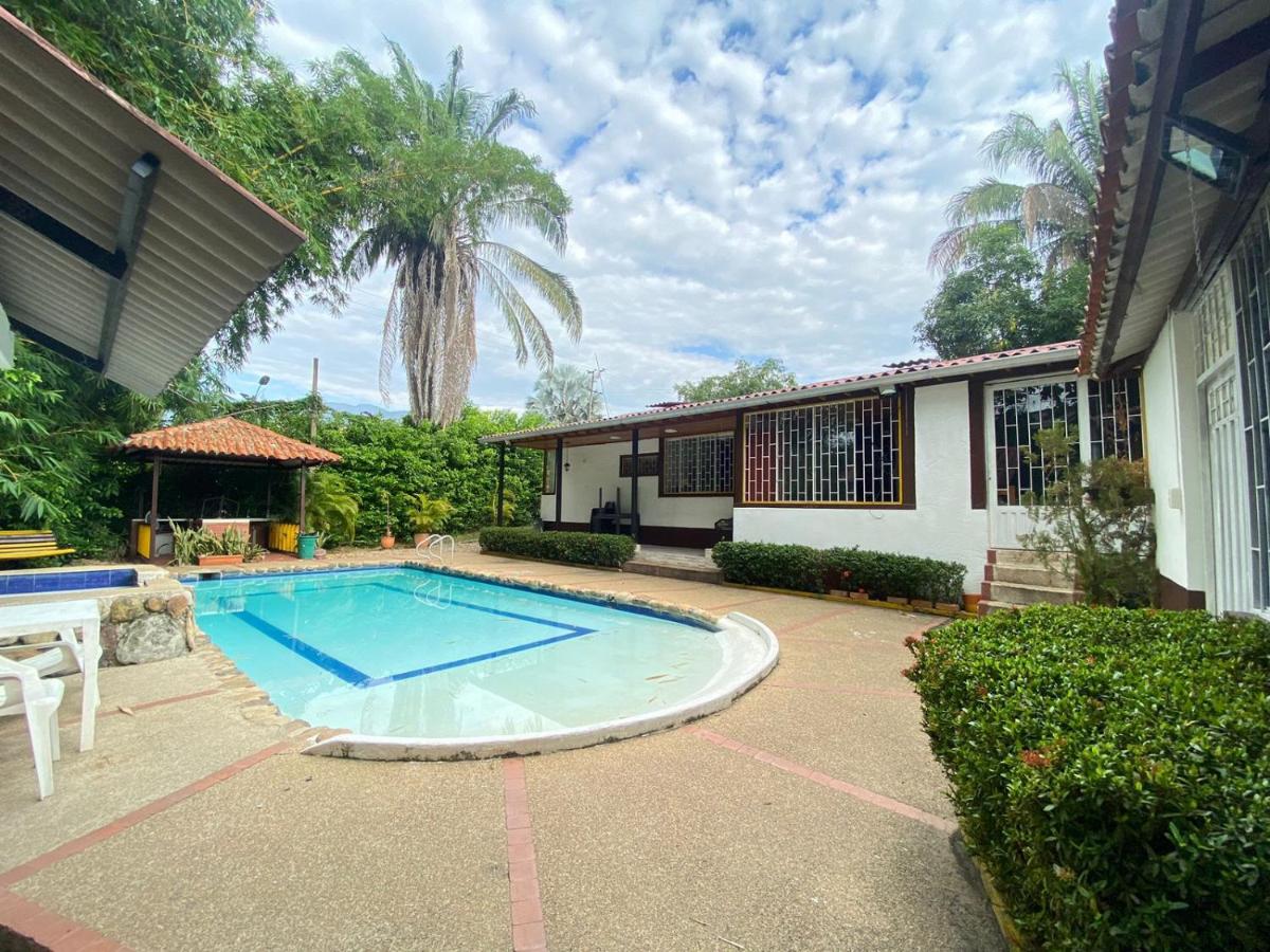 CASA CAMPESTRE EL ENCANTO