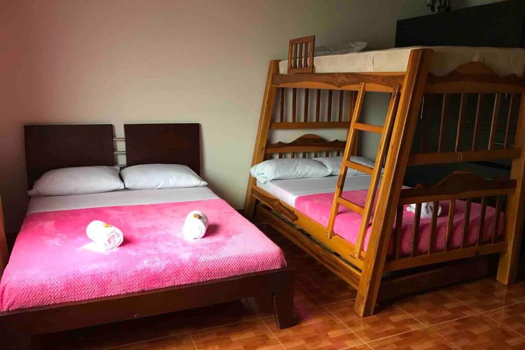 Casa Campestre Privada El Reposo con piscina y WIFI