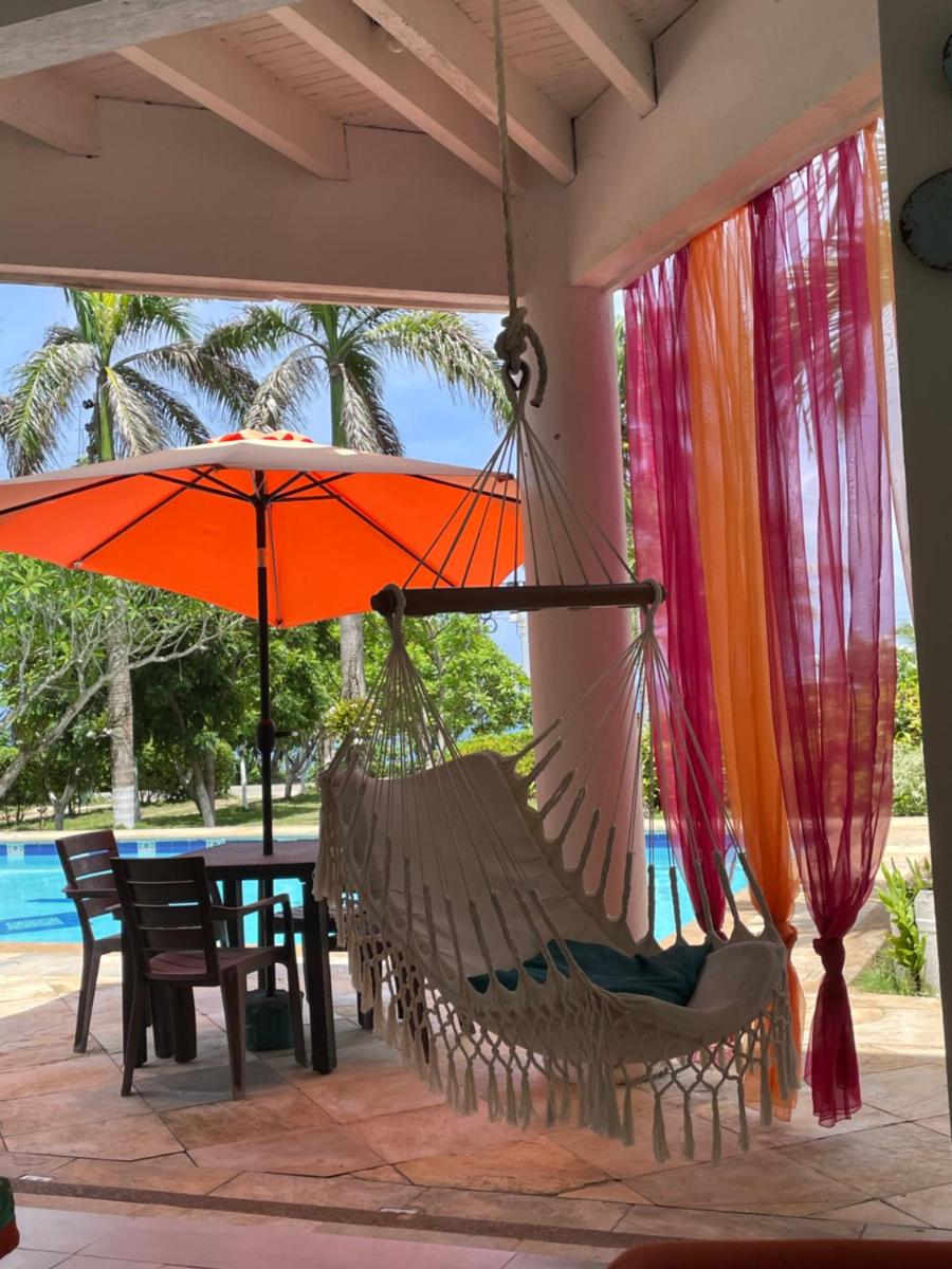 Casa de las Flores tropical