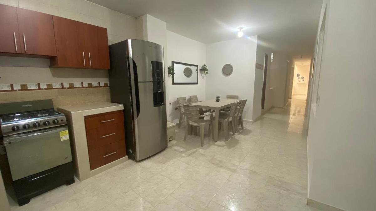 Casa de 4 habitaciones, excelente ubicación