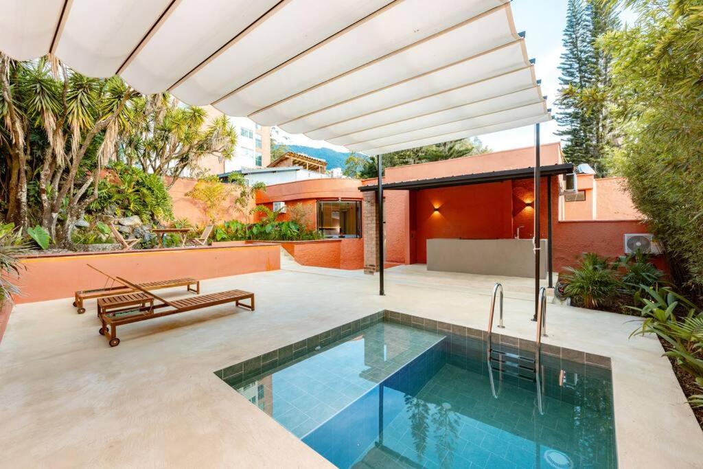 Casa Penta Top Notch Villa