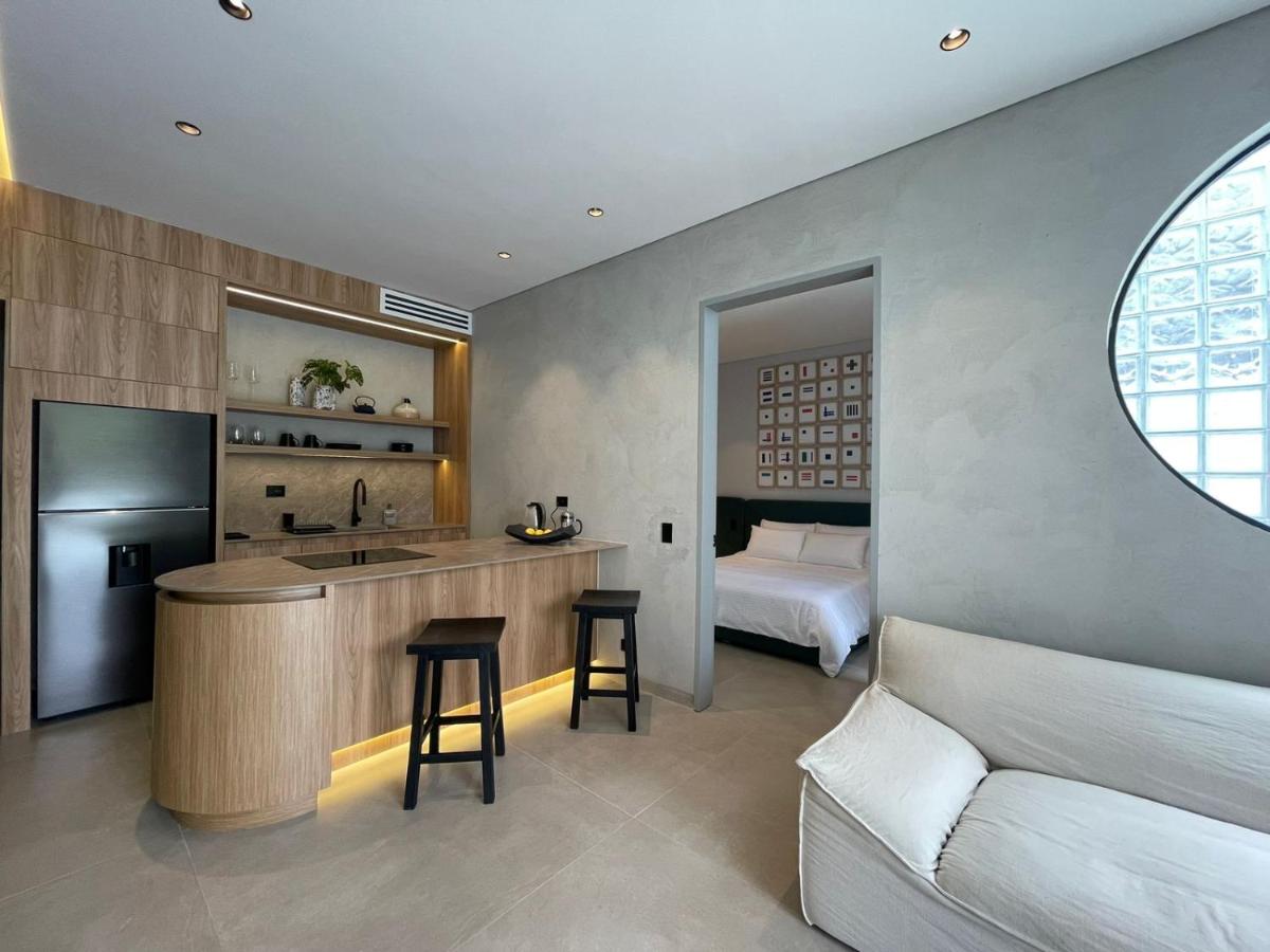 Casa Tokyo 4 Manila - Terraza By Xcay Home