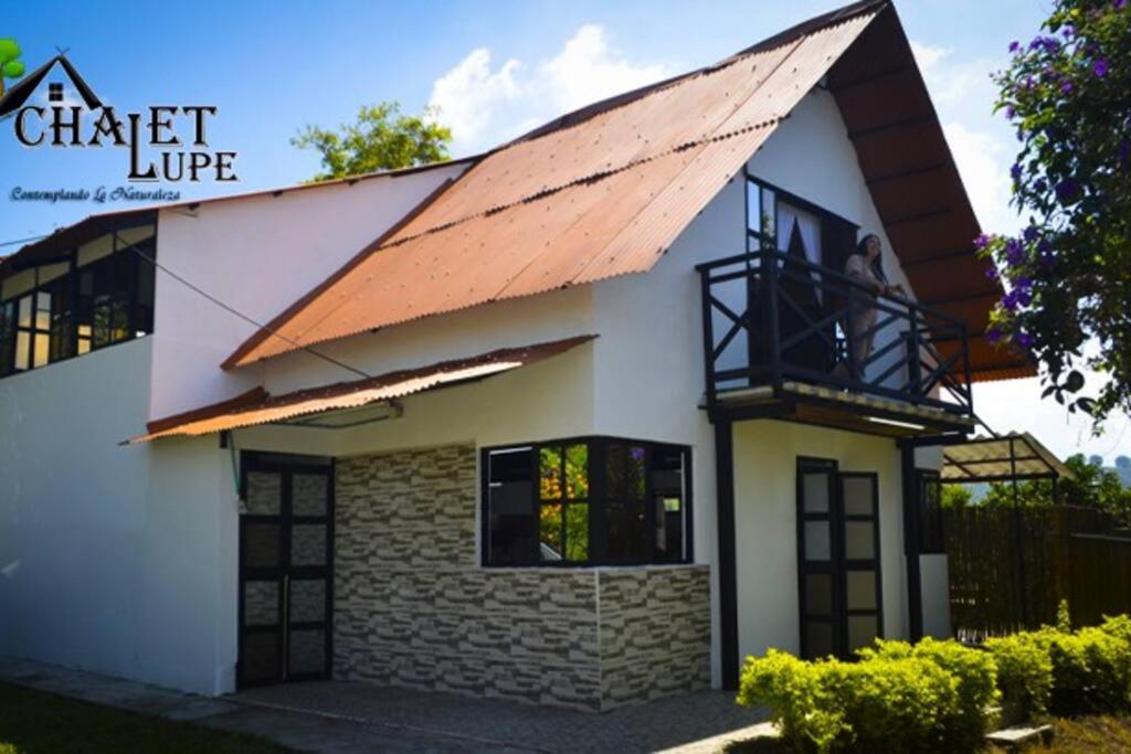 Chalet Lupe-Eje cafetero