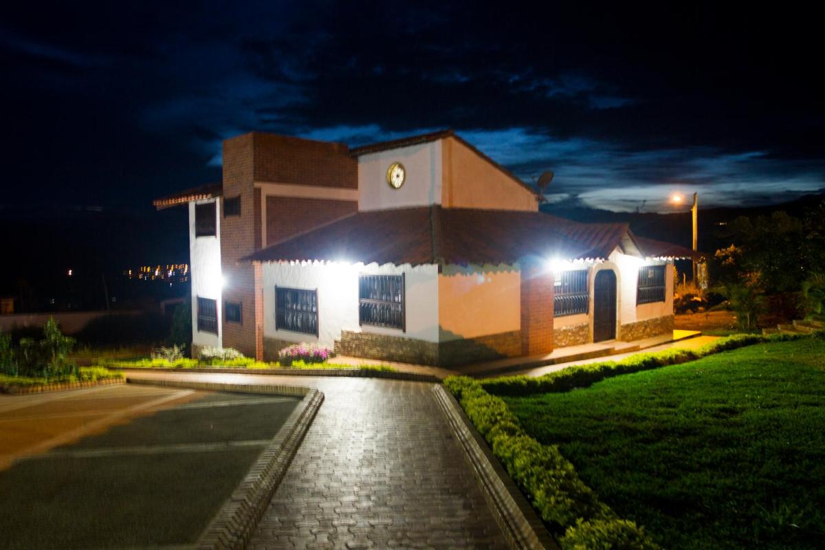 Condominio Parque Baviera