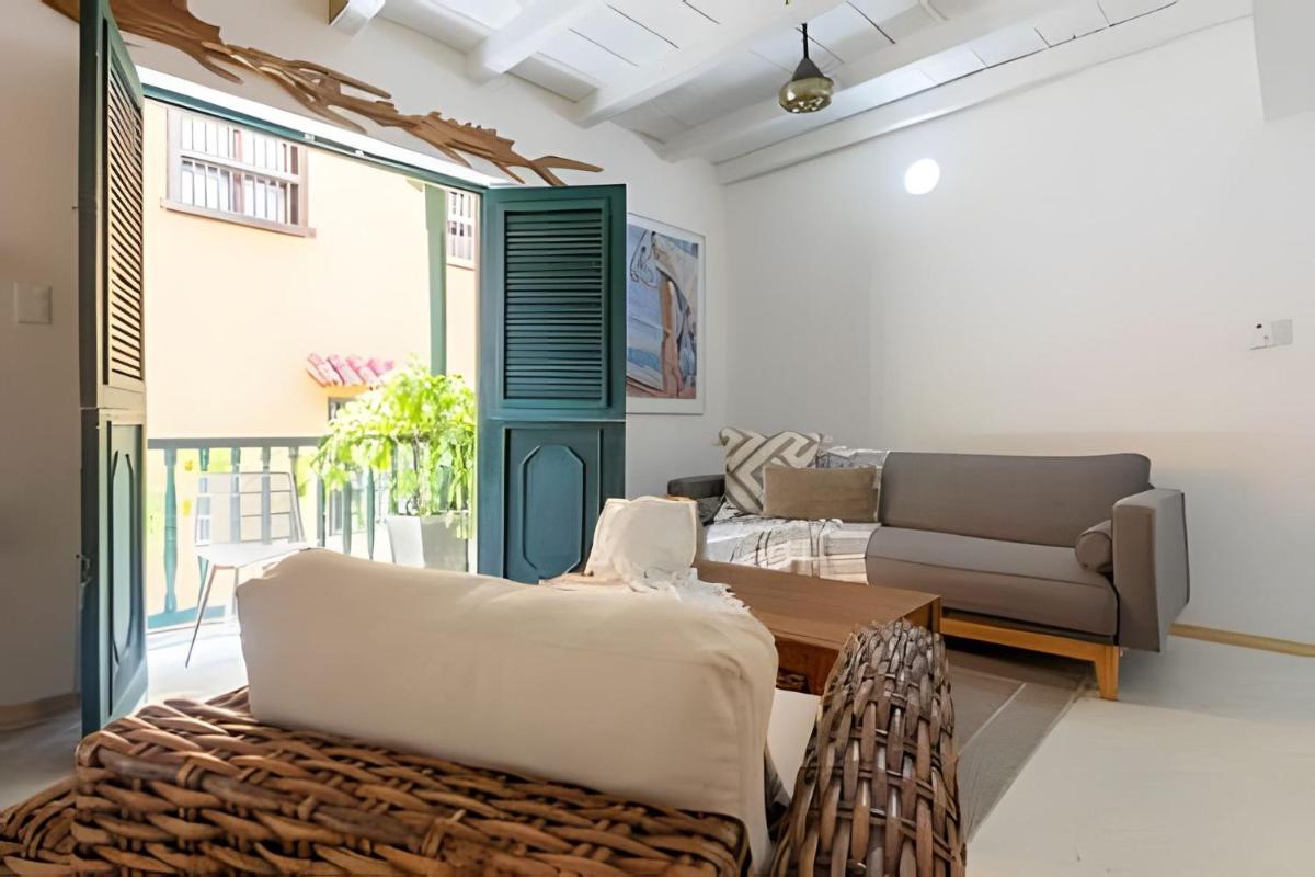 Laurdhomes Historic Center Plaza SantoDomingo 3Bth
