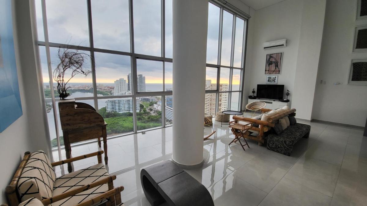 Duplex Vista al Mar y Centro