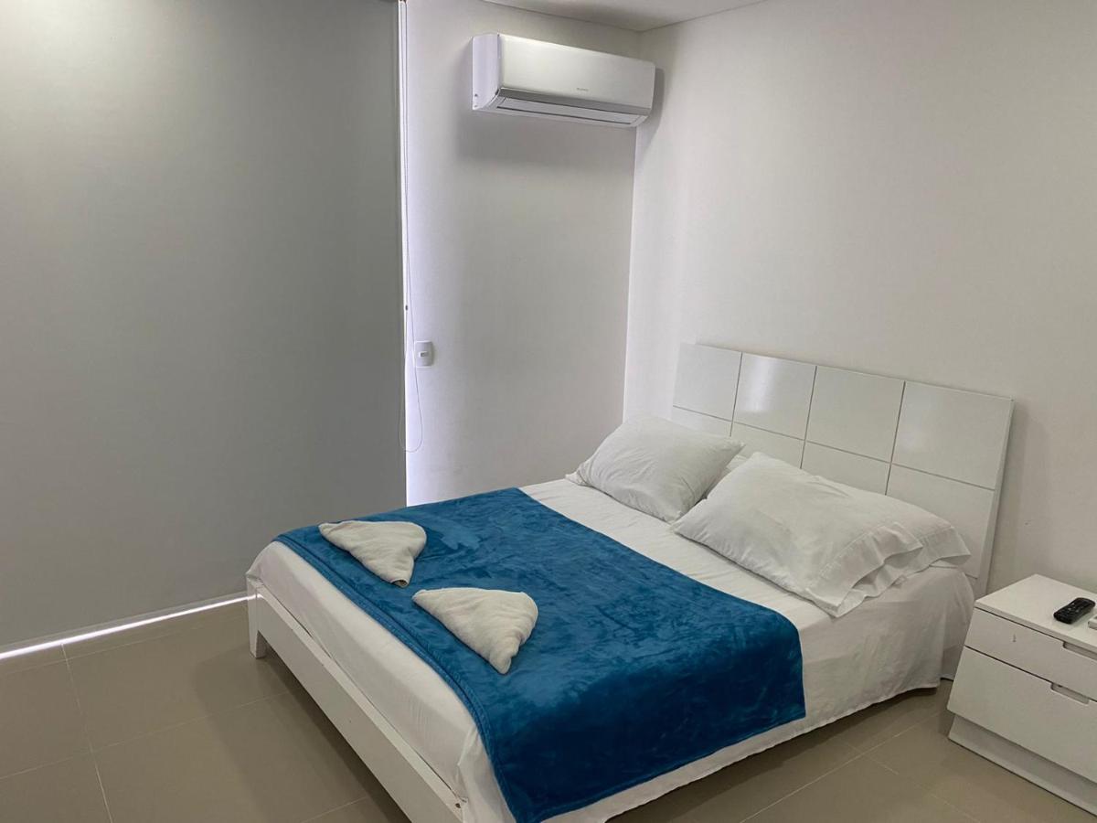 Apartamento 414 en Ocean Drive - Crespo Cerca al Mar - Piscina Adultos en mantenimiento hasta 02-10-2024