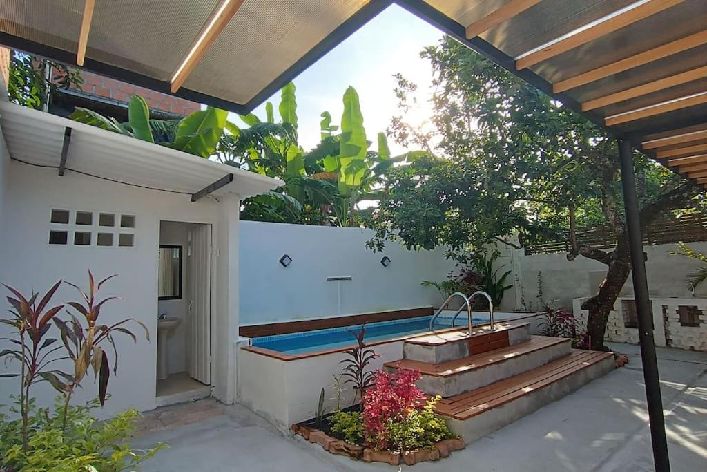 Espectacular Casa con Piscina, BBQ y Parqueadero