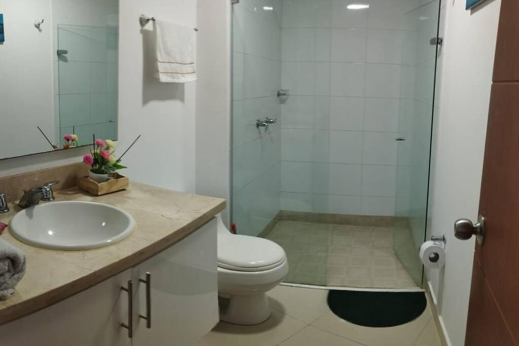 Fabulous 2bd apt with sea views