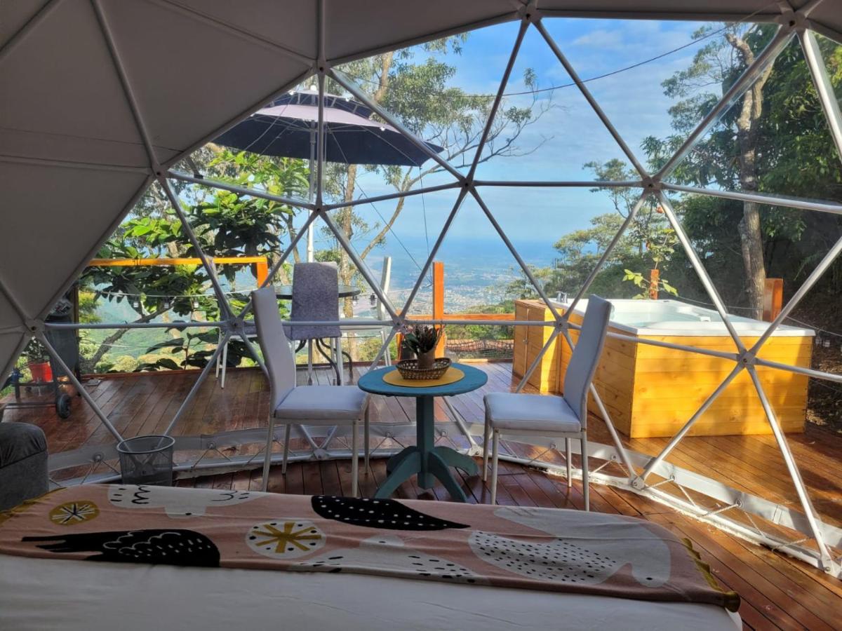 Glamping Sol & Luna VR