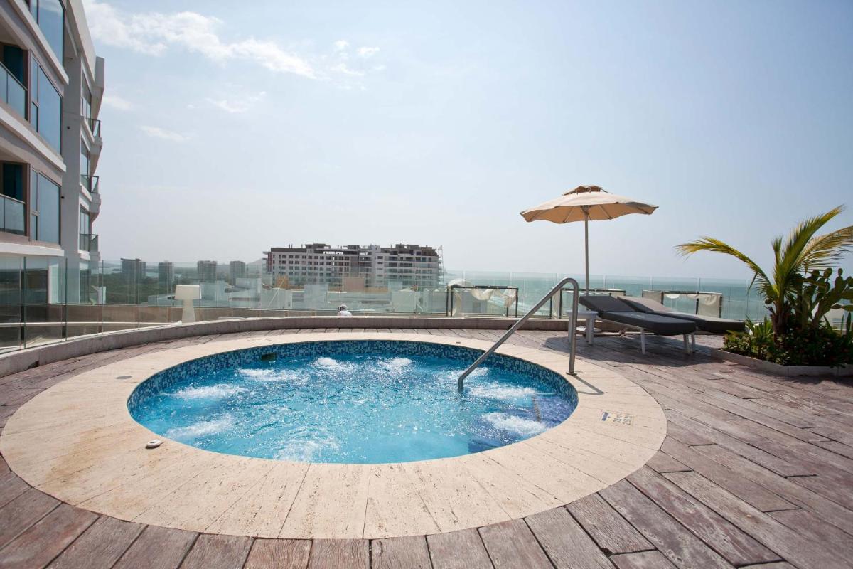 Bello apartamento dentro del Hotel Radisson Ocean Pavillion
