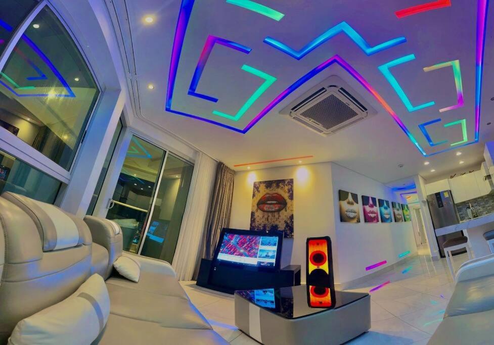 Guest Friendly 3 bedroom Beachfront cartagena