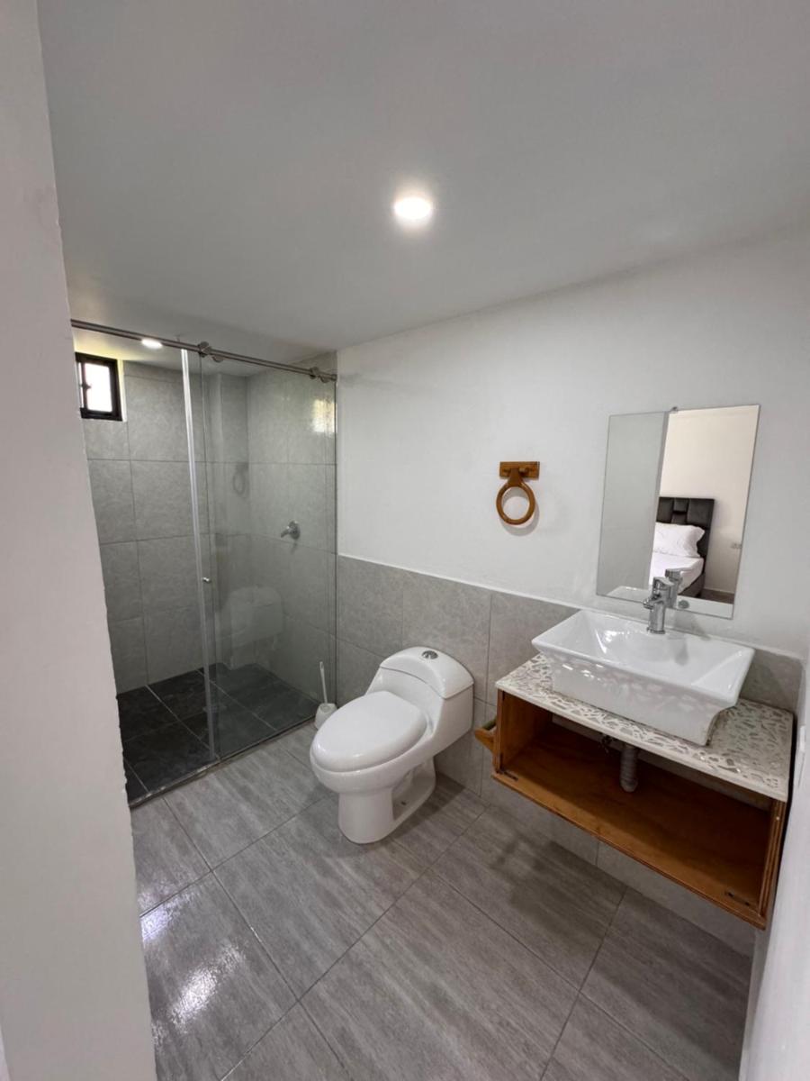 Habitación con Baño Privado en Casa Campestre