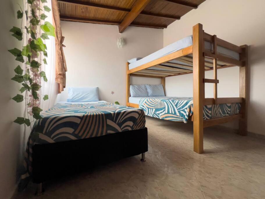Hermosa Casa Familiar en el Corazón de Medellín