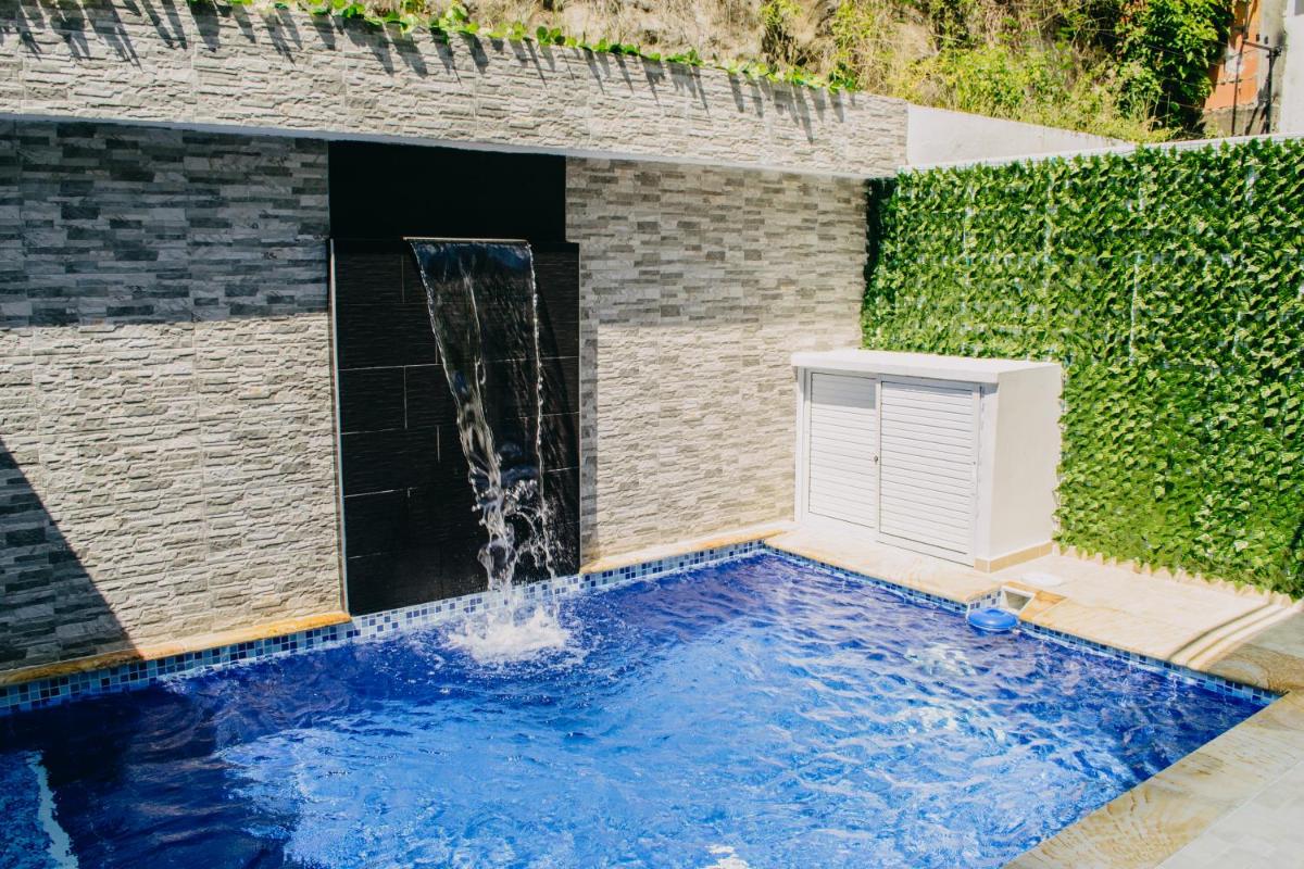 Hermosa Casa en Girardot con Piscina Privada