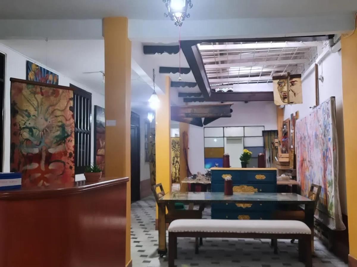 Hostal en San Antonio Casa Maya