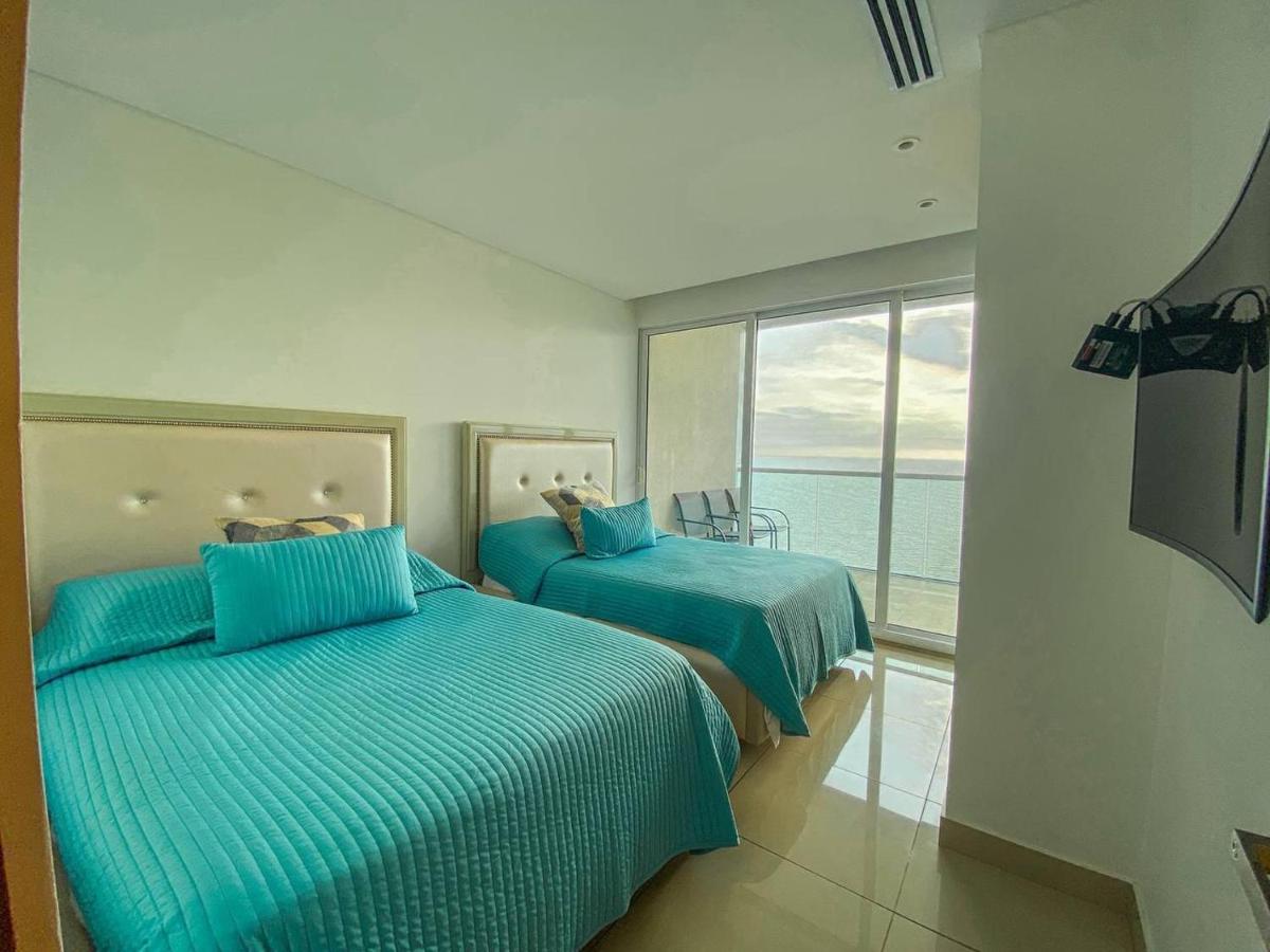hyatt(H2)luxury