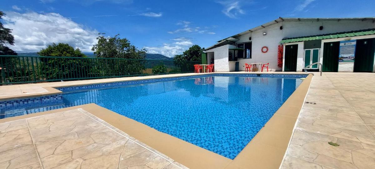 Hotel PARAMO LIDERATO