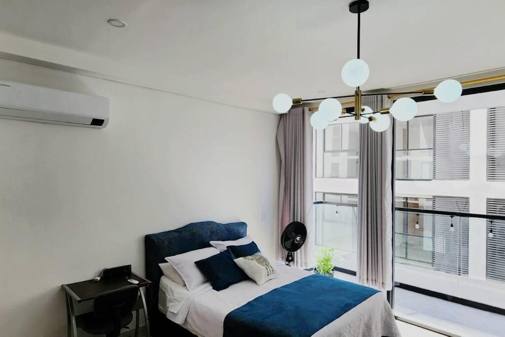 Loft completo con balcón a 5 min de la playa
